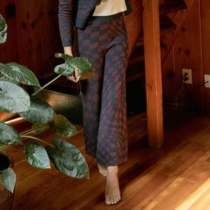 Daydreamer Plum Berry Wave Knit Pant